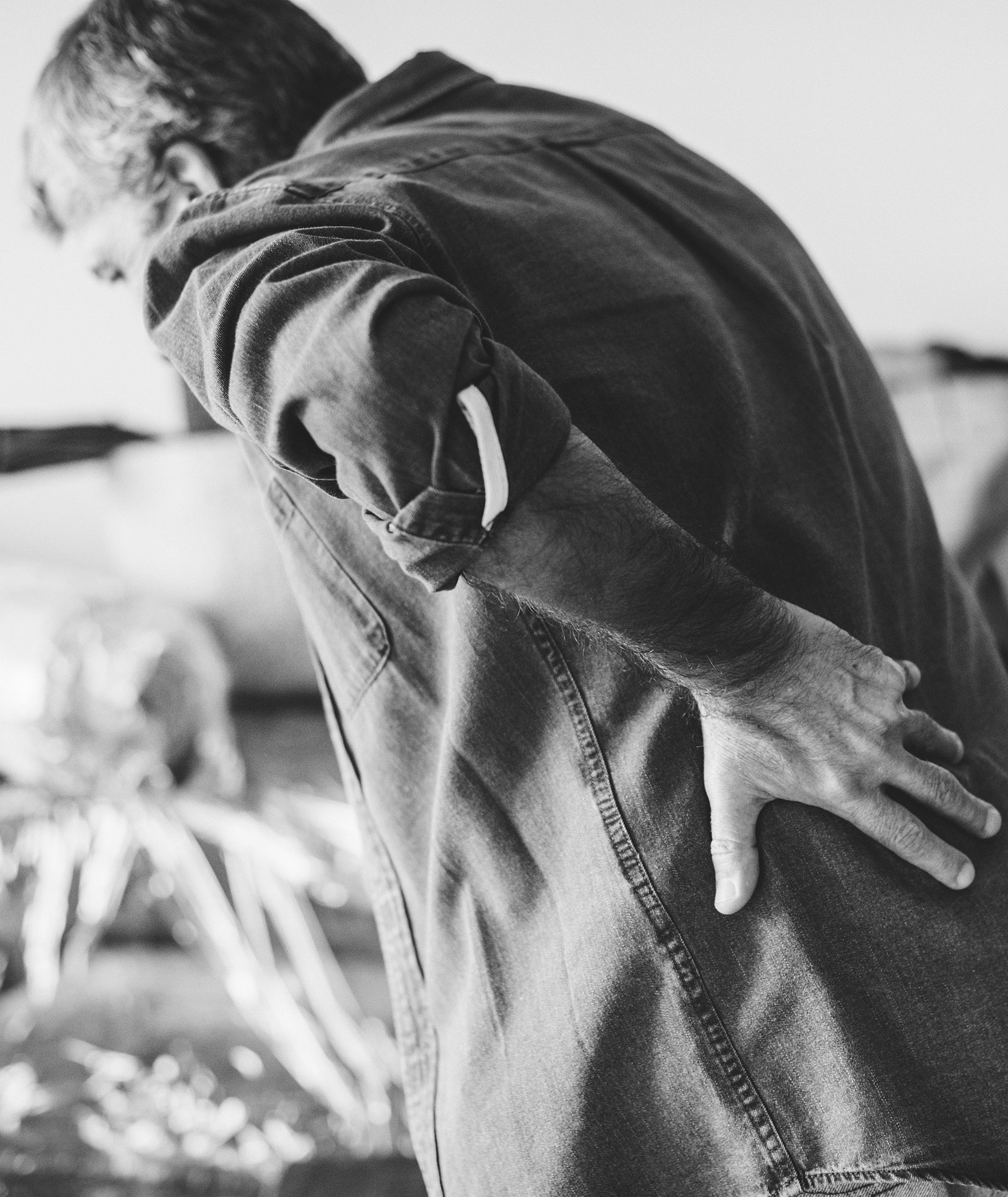 ache adult back pain 1573823